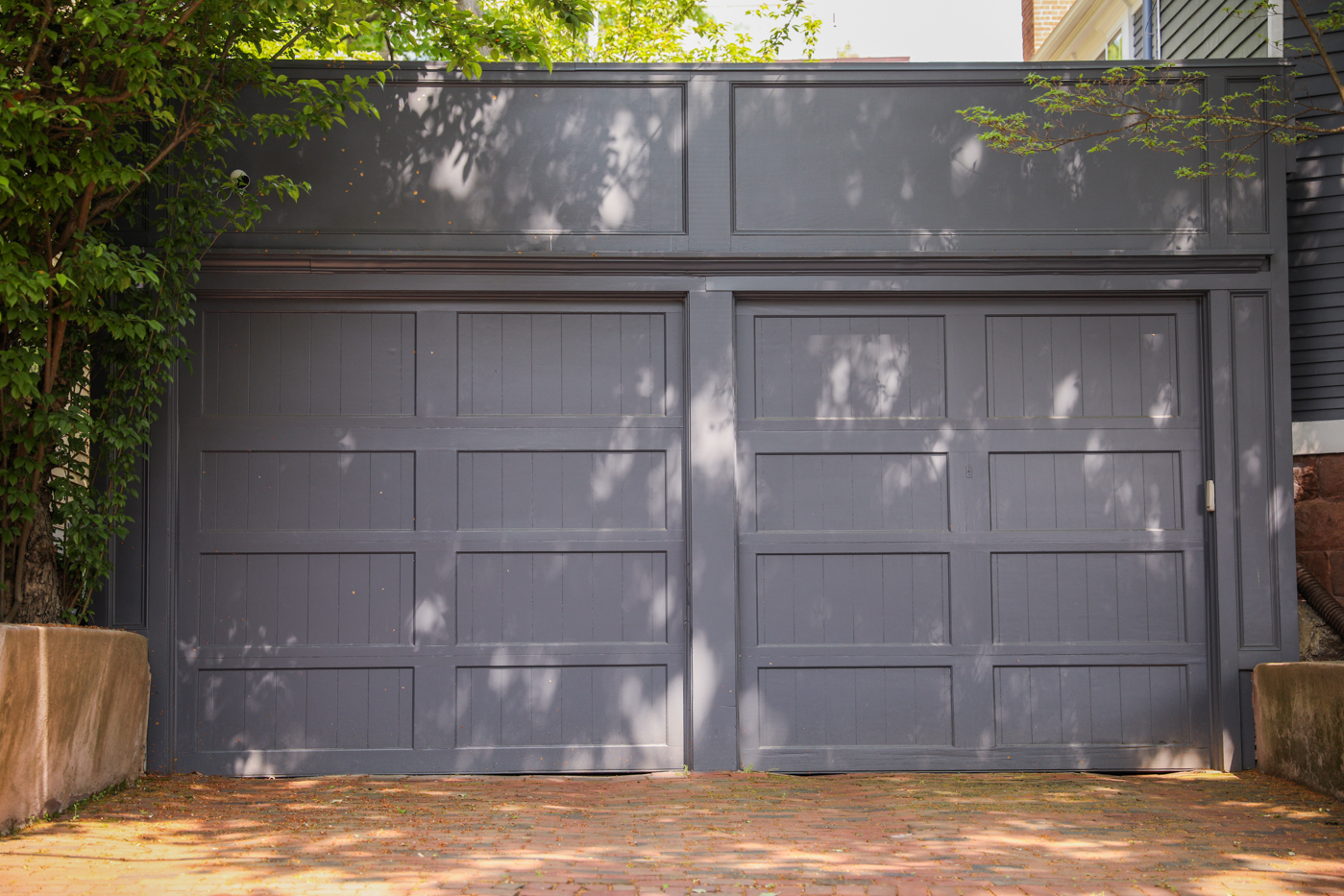 Modern garage door installation on Canadian home