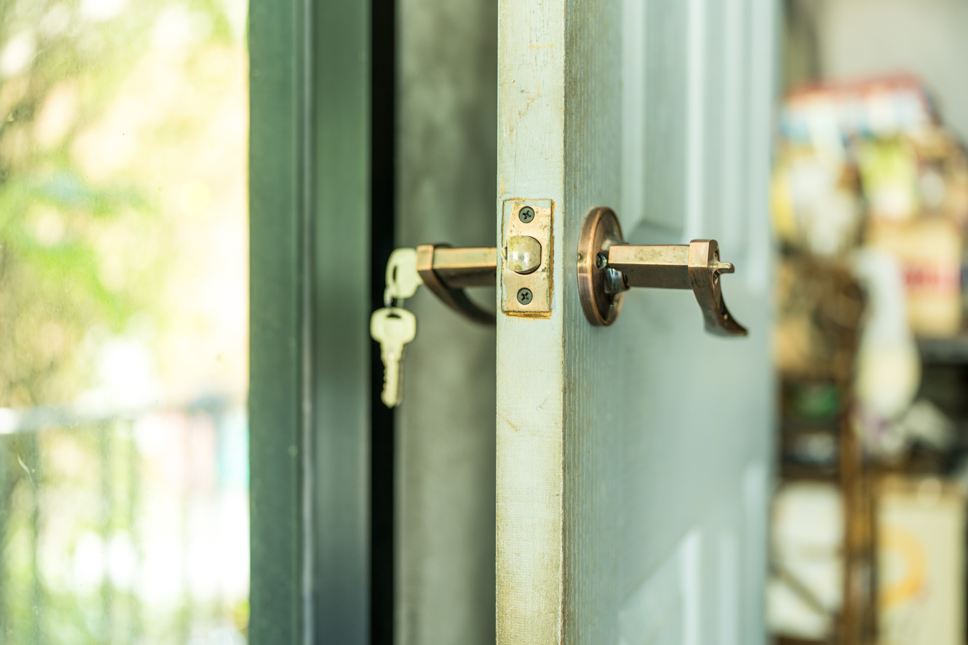 Hand accessing smart lock with fob